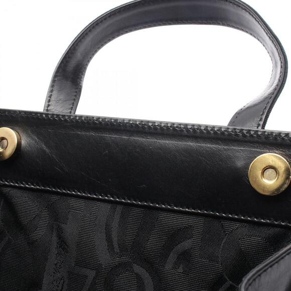 SALVATORE FERRAGAMO Black Leather Bag - Picture 5 of 11